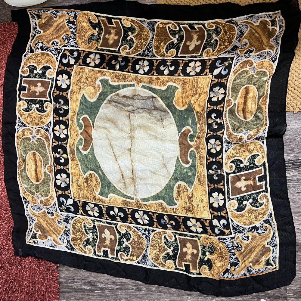 Metropolitan Museum of Art 100% silk scarf shawl bandana pattern DC fall indie